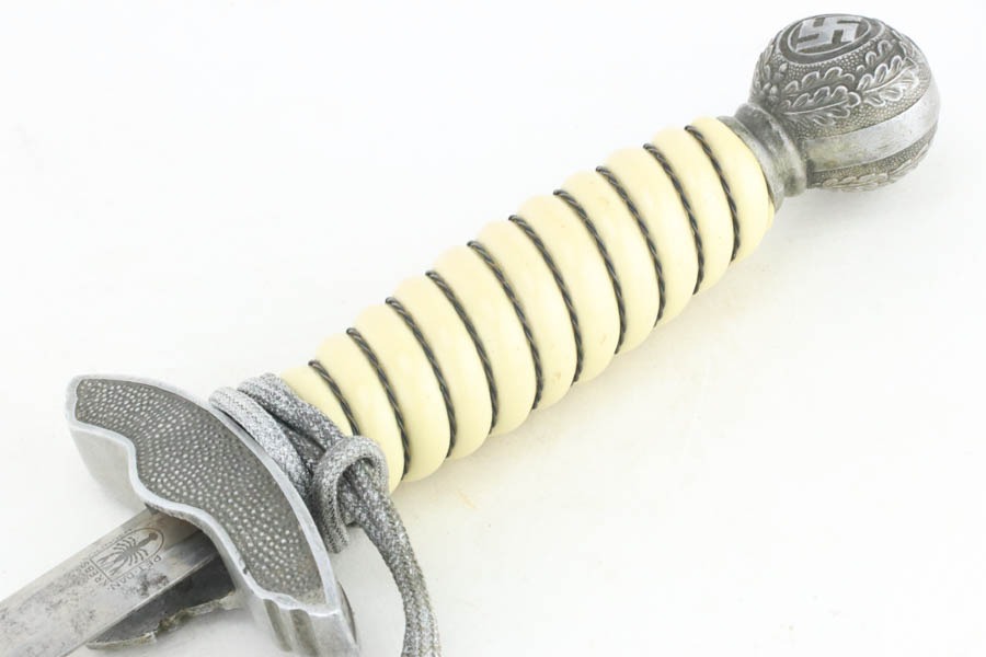 SOLD - 2nd Model Luftwaffe Dagger with Hanger and Portepee - Krebs - Image 10